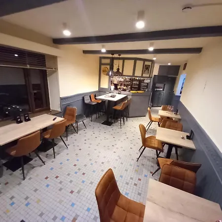 Au Hotel Alle